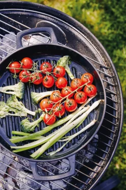Alva Grillpan / Grillplaat Nori ø 28 cm + Gratis Leren Handvaten - geschikt voor alle warmtebronnen - geëmailleerde anti-aanbaklaag