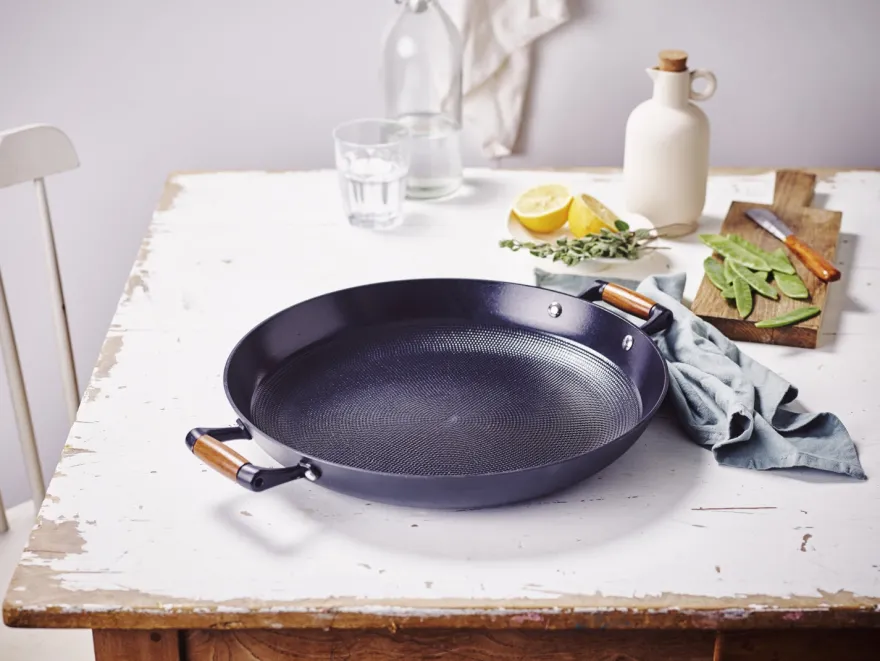 Beka Paella pan met 2 zijgrepen Mandala Gietijzer ø 36 cm - keramische anti-aanbaklaag - geschikt voor alle warmtebronnen
