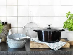BK Braadpan Bourgogne Jet Black Gietijzer ø 28 cm / 6.7 liter - geëmailleerde anti-aanbaklaag