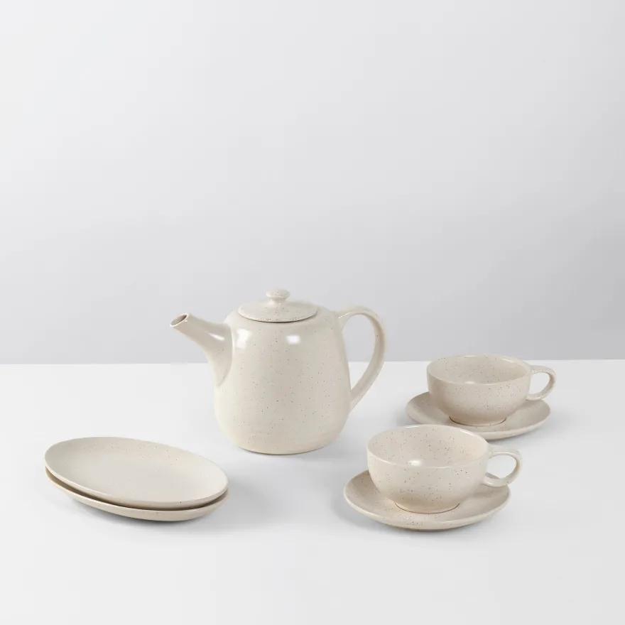 Broste Copenhagen Theeset Nordic Vanilla 7-delig / 2 personen - 1 theepot, 2 bordjes en 2 kop en schotels