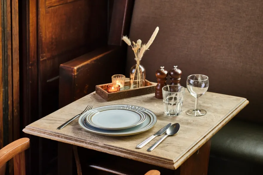 Cosy & Trendy Serviesset Bistro Vintage White 18-delig / 6 personen - 6 dinerborden, 6 ontbijtborden & 6 kommen