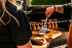 Forged Spatel BBQ - Olijfhout / Staal