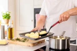 KitchenAid Groentelepel Classic Keizerrood 34 cm