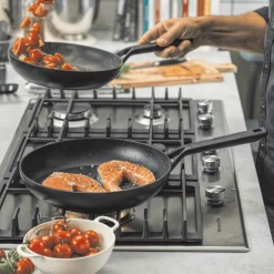 KitchenAid Koekenpannenset Classic Forged 3-delig - ø 20, 24 & 28 cm - keramische anti-aanbaklaag