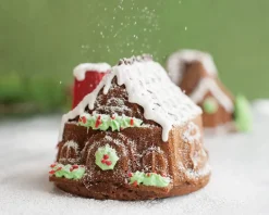 Nordic Ware Cakevorm Gingerbread House Duet Zilver - Gietaluminium - 32 x 17 cm