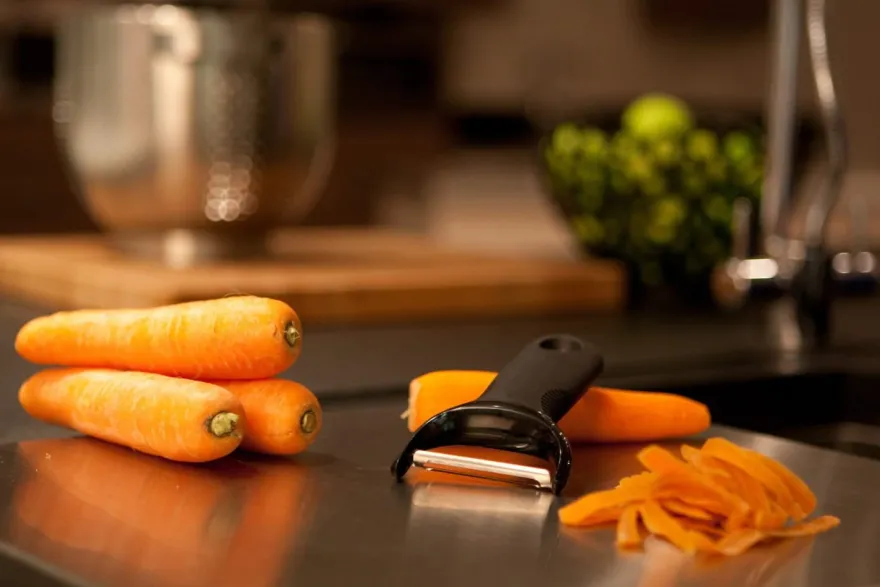 OXO Good Grips Dunschiller Y-model