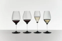 Riedel Rode Wijnglas Fatto A Mano Performance - Pinot Noir - Zwarte Voet - 830 ml