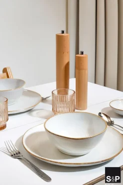 Salt & Pepper Serviesset Artisan Wit 12-delig / 4 personen - 4 dinerborden, 4 ontbijtborden en 4 kommen