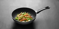 SCANPAN Wokpan Classic Induction ø 24 cm - geschikt voor alle warmtebronnen - standaard anti-aanbaklaag