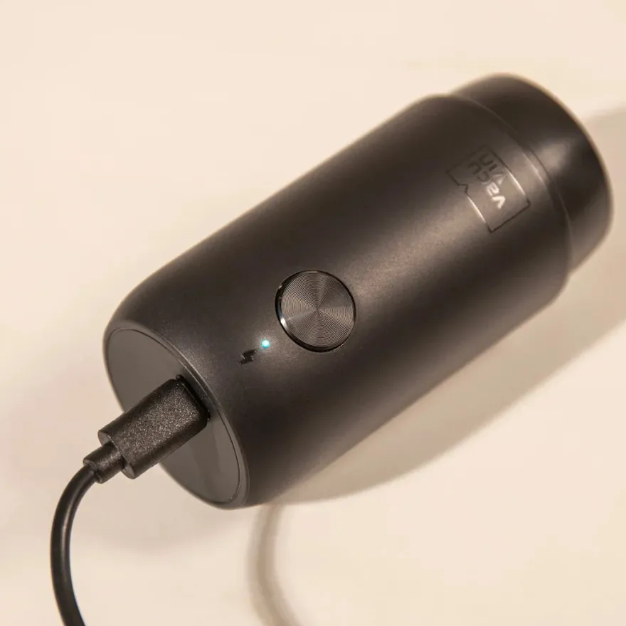Vacu Vin Elektrische Wine Saver Vacuümpomp + 2 Doppen