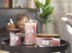 WoodWick Geurkaars Medium Coastal Sunset - 11 cm / ø 10 cm - Geurkaars in Glas - Houten Lont
